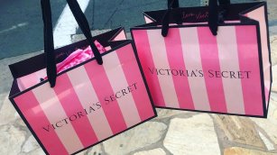 Victoria’s Secret eleva previsiones y sube a 100 millones el golpe de los aranceles