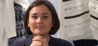 Adriana Domínguez, <br>‘savia’ nueva para reconducir el rumbo del legado familiar