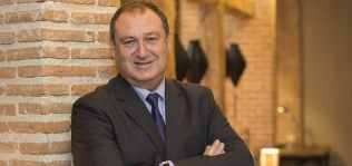 Adolfo Domínguez pone fin a la etapa Carpio y le recompra sus acciones