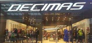 La madrileña Décimas refuerza su presencia en Murcia y abre su tercera tienda en Cartagena