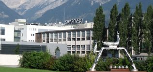 Swarovski simplifica su estructura en España y cierra la oficina de Paseo de Gracia