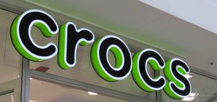 Crocs también prevé que la crisis de la ‘supply chain’ penalice su negocio en 2022