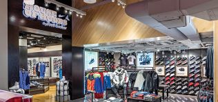 Foot Locker dispara ventas un 83% en el primer trimestre y ajusta su ‘brick’