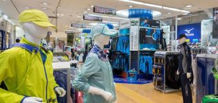 La japonesa Mizuno esquiva por la mínima las pérdidas en el primer semestre