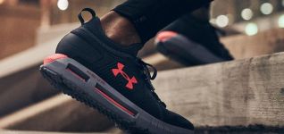 Under Armour escala un 8% en el tercer trimestre y mejora sus previsiones