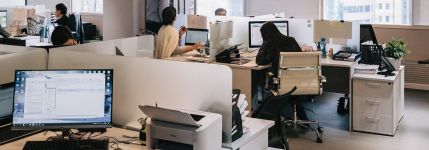 La jornada laboral de cuatro días, entre solución o privilegio de grandes compañías