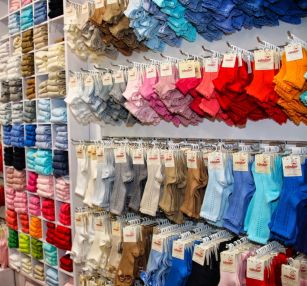 Cóndor acusa la contención del consumo en EEUU y estanca sus ventas en 2023