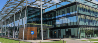 S&P rebaja el ‘rating’ de la deuda de VF y recomienda vender marcas para ganar liquidez