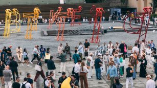 Espectáculo e internacionalización para reafirmar un Pitti Uomo en tiempos inciertos