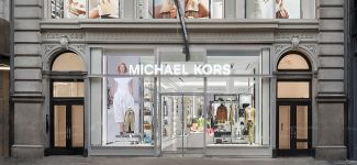 Capri Holdings reorganiza su dirección tras el fichaje de su director financiero por Macy’s