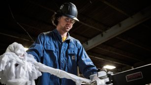 H&M se alía con Circ y Lenzing para lanzar los primeros productos con sus fibras recicladas