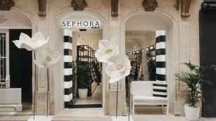 Sephora refuerza su presencia en Baleares y aterriza en Menorca con el concepto ‘Playa’