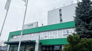 Lenzing reorganiza su negocio en Indonesia y reduce 600 empleos en la sede central