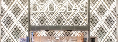 Douglas releva su direcci&oacute;n y nombra a un nuevo consejero delegado