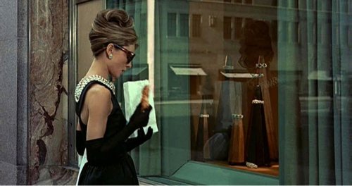 LVMH entra en cine en busca de otro &lsquo;Desayuno con Diamantes&rsquo;