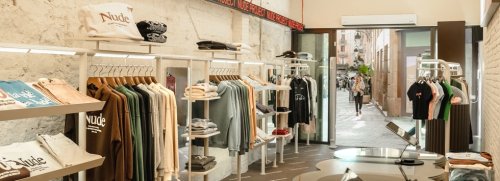 Nude Project lleva su &lsquo;hype&rsquo; a Ibiza y acelera su expansi&oacute;n internacional con tienda en Lisboa