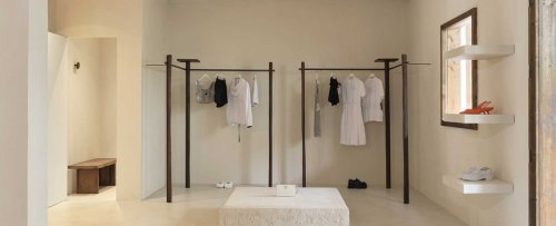 Prada enfila el verano con la apertura de un &lsquo;pop up store&rsquo; en Formentera