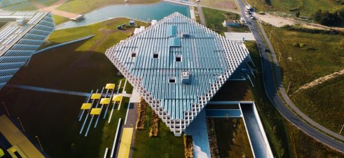 Adidas prev&eacute; recortar hasta 500 puestos de su sede alemana por &ldquo;la complejidad geopol&iacute;tica&rdquo;