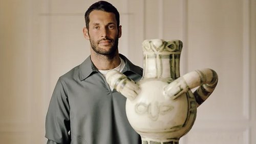 Los mitos de Jacquemus se re&uacute;nen en Par&iacute;s