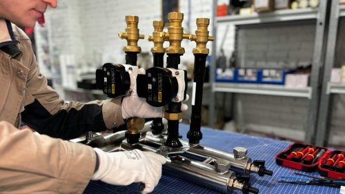 El PMI industrial de EEUU se enfr&iacute;a en noviembre pero la carga a&eacute;rea asi&aacute;tica repunta