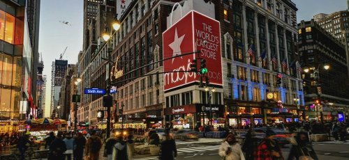 Las ventas minoristas de moda en Estados Unidos vuelven al negro y crecen un 1,8% en marzo