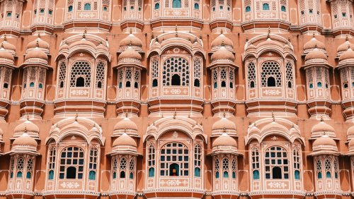 Las dos Asias: China sostiene su crecimiento industrial e India acelera como mercado clave