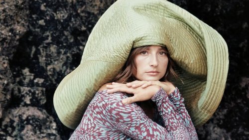 Romualda echa el cierre: el adi&oacute;s de los sombreros XXL con ra&iacute;ces almerienses