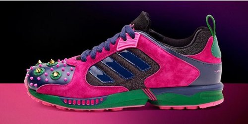 Mary Katrantzou impregna de color a Adidas