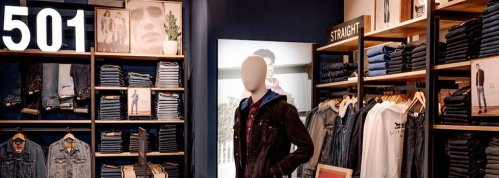 Levi Strauss reduce previsiones para 2023 y prepara una bajada de precios