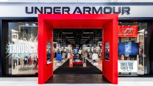 Under Armour entra en p&eacute;rdidas en el segundo trimestre mientas sigue encogiendo ventas