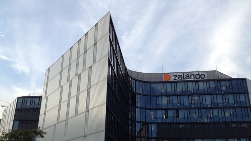 Zalando entra en 2025 revirtiendo las p&eacute;rdidas y elevando un 8% su facturaci&oacute;n