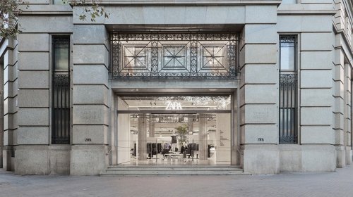 Inditex sube la apuesta en Barcelona: Zara ampliar&aacute; su tienda de Plaza Catalunya