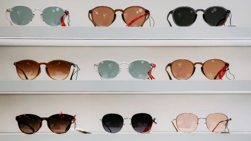 Diez a&ntilde;os despu&eacute;s de Hawkers: nuevas marcas y un canal que se concentra reconfiguran la &oacute;ptica