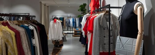 Adolfo Dom&iacute;nguez eleva sus ventas un 31% y reduce p&eacute;rdidas en el primer trimestre