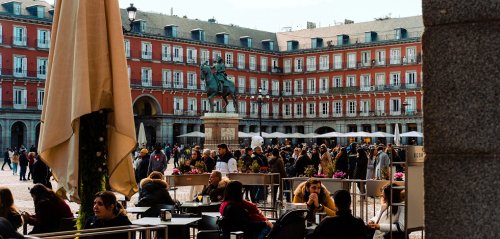 Poblaci&oacute;n en Espa&ntilde;a: cinco millones m&aacute;s en 15 a&ntilde;os gracias a la inmigraci&oacute;n