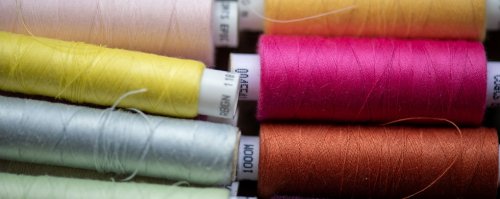 R&eacute;cord hist&oacute;rico de producci&oacute;n de fibras en 2023: m&aacute;s, y menos recicladas