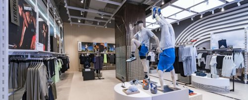 Adidas reduce su facturaci&oacute;n un 5% en 2023
