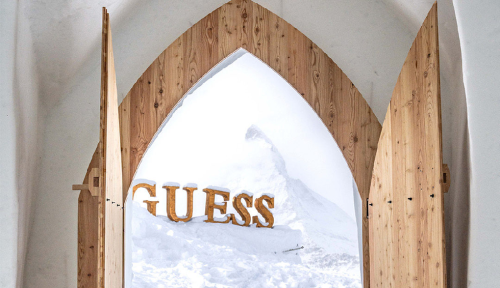 Guess tambi&eacute;n resiste y cierra el primer trimestre con un alza del 4%