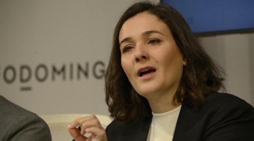 Adolfo Dom&iacute;nguez ratificar&aacute; en julio la reelecci&oacute;n de Adriana Dom&iacute;nguez como consejera