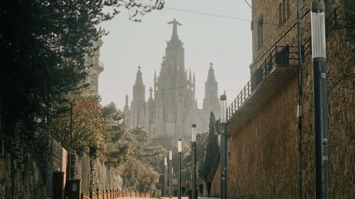 De La Moraleja a Vallvidrera: cuáles son los barrios más ricos de España