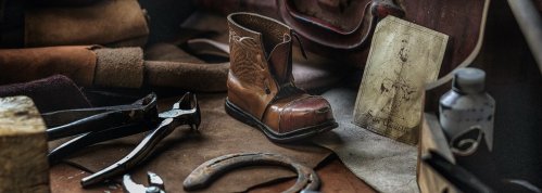 Francia lanza una ayuda para bonificar la reparación de ropa y calzado