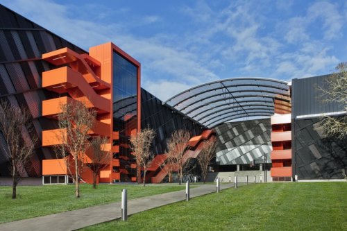 Nike recorta un 2% su fuerza laboral, tras reducir su previsi&oacute;n de ventas