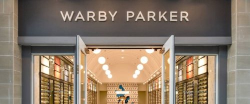 Warby Parker reduce p&eacute;rdidas y planea abrir cuarenta tiendas en 2024