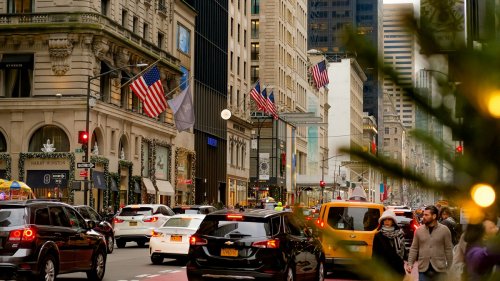 Las ventas navideñas en Estados Unidos superarán el billón de dólares por primera vez