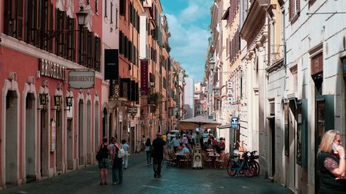 Las ventas de moda en Italia se desploman en septiembre con una caída del 5,2%